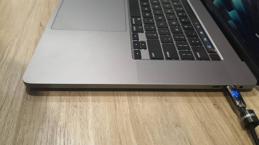 MacBook pro 4