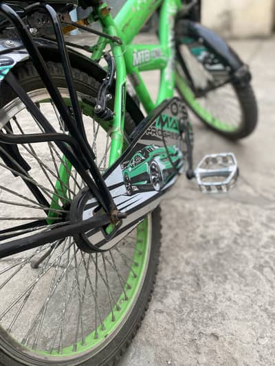 Bicycle 10/10 condition