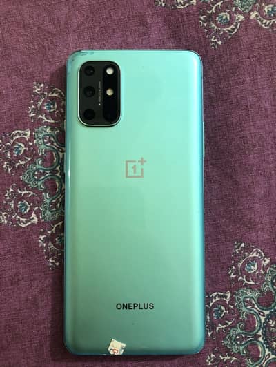 One plus 8t (+92 332 4644234)