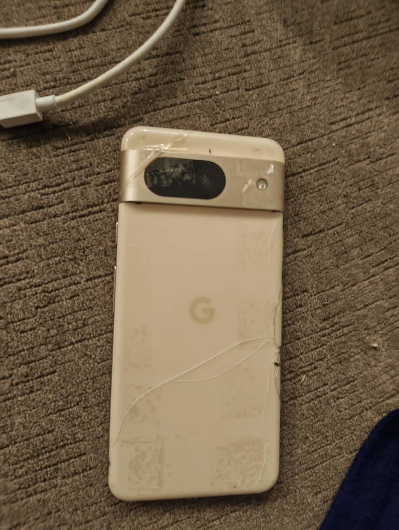 Google Pixel 8 1
