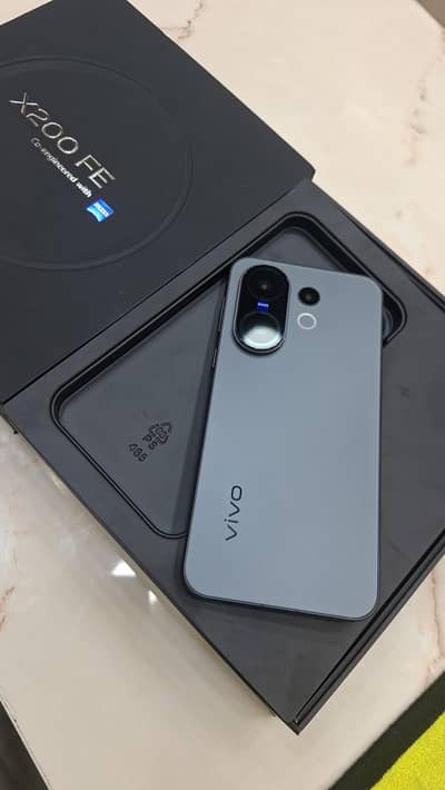 Vivo X200fe 12/512 Official pta approved