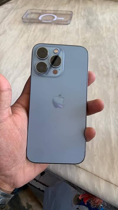 Apple iPhone 13 Pro