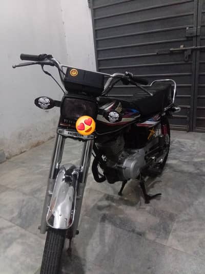 Honda 125 in Good Co dition