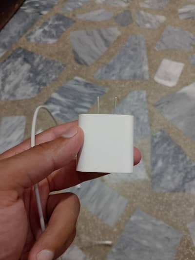 Apple original charger 20W