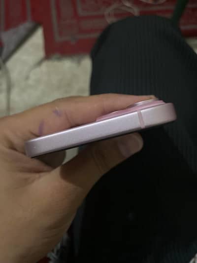Apple iPhone 15