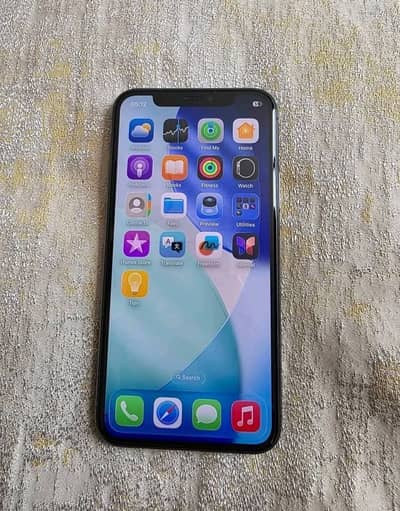 iPhone 11 Pro with box