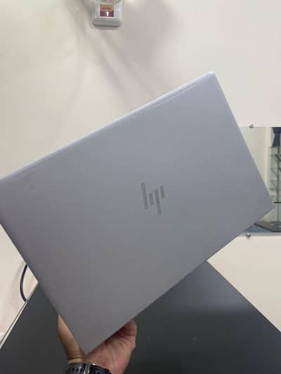 HP Elitebook 630 g9