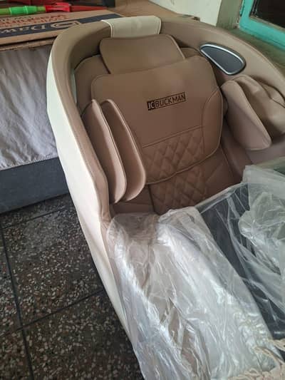 Massage chair pinpack urgent sale