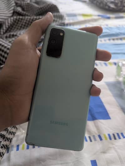 Samsung Mobile S20 FE (Non PTA)