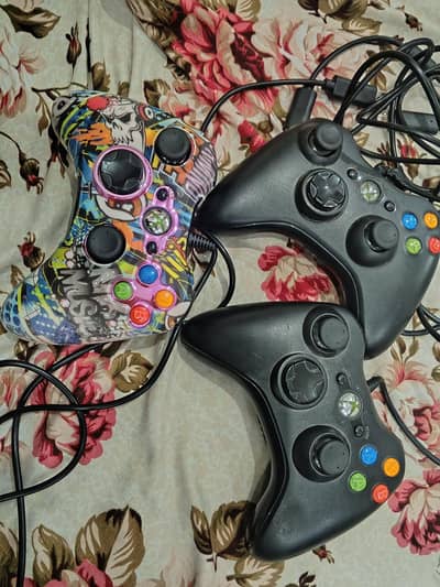 Xbox 360 Controllers For Sale.