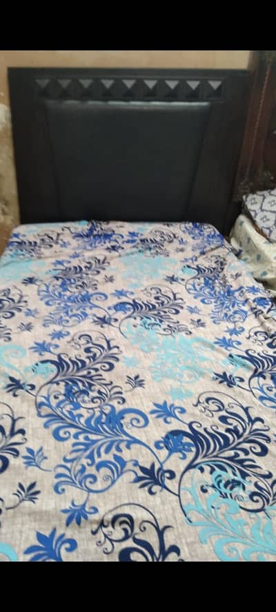 single bed without mattress