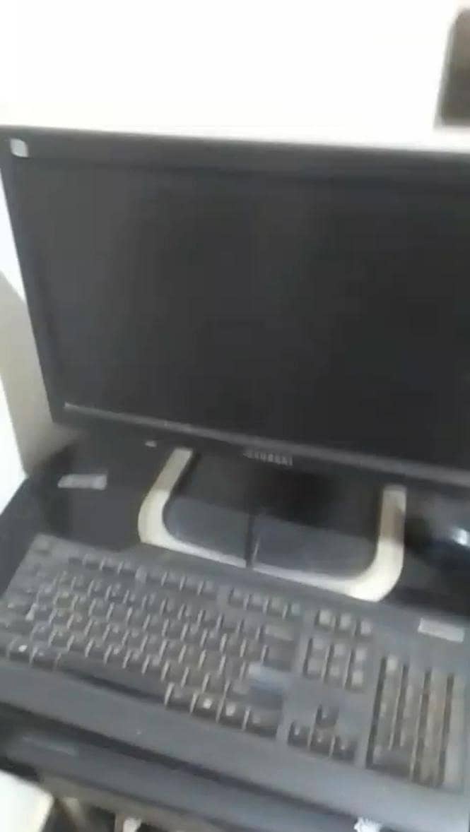 PC, keyboard, mouse 0