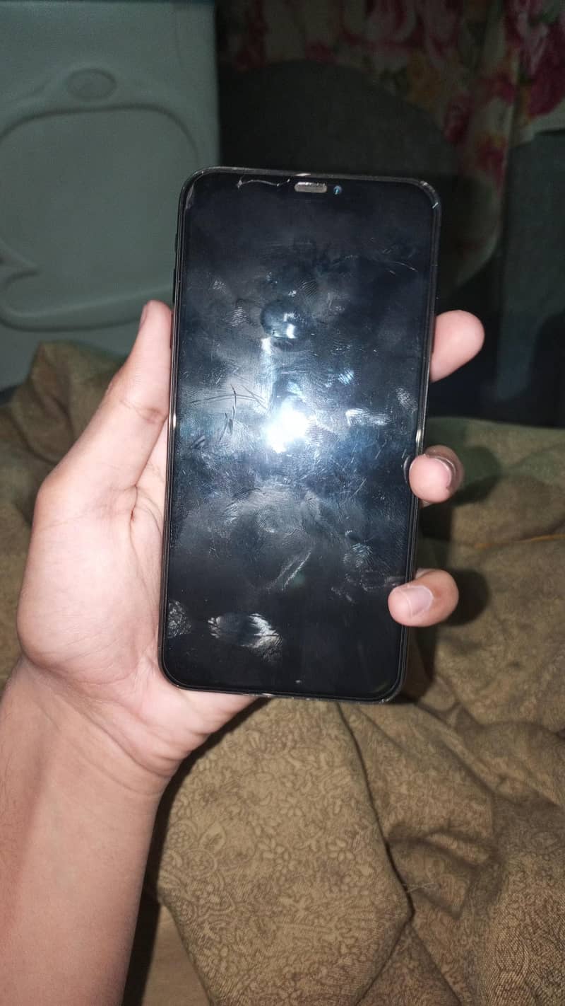iphone xs max 2