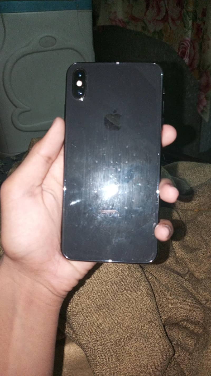 iphone xs max 3