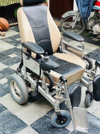 Electric Wheelchair