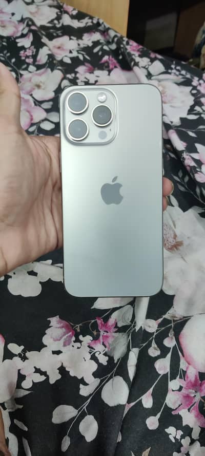 Apple iPhone 15 Pro Max (JV) mint condition