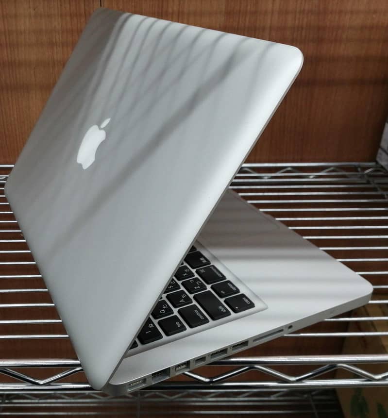 Macbook Pro 0