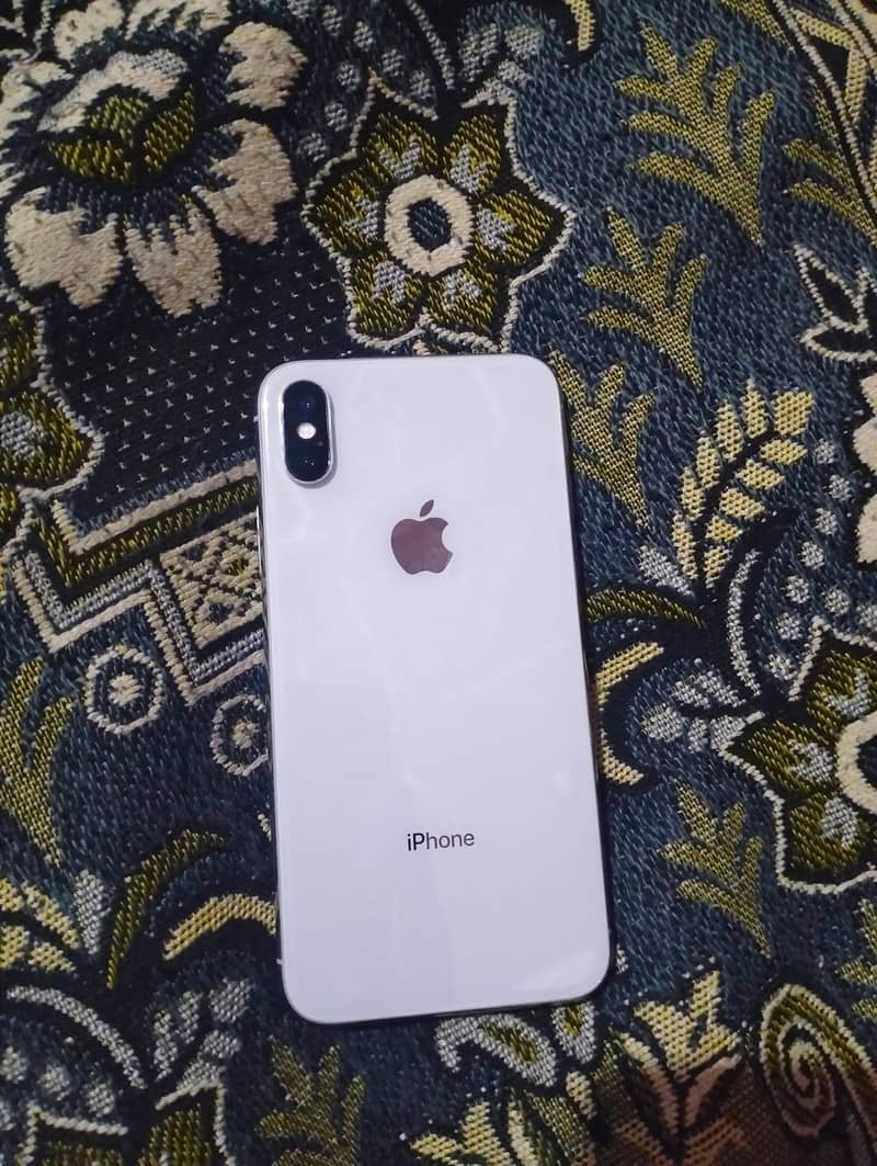 iPhone X 1