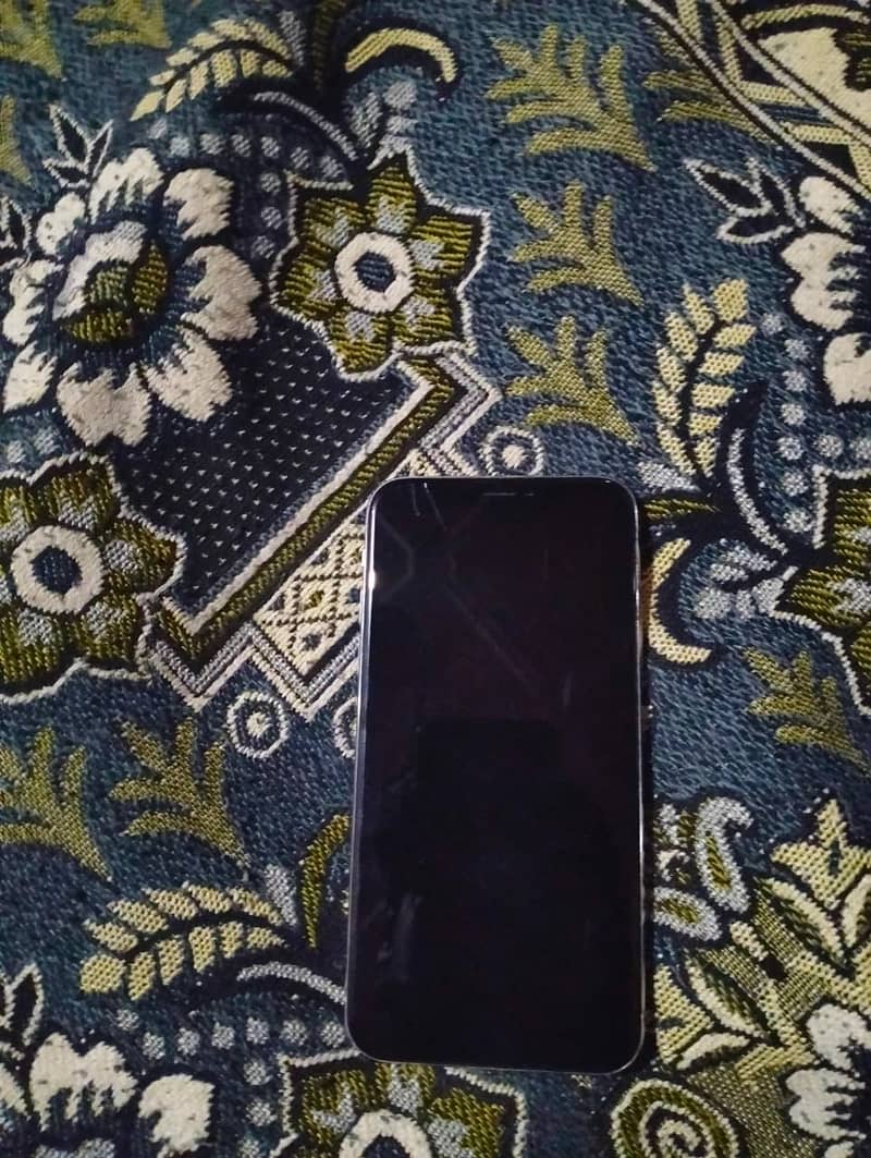iPhone X 6