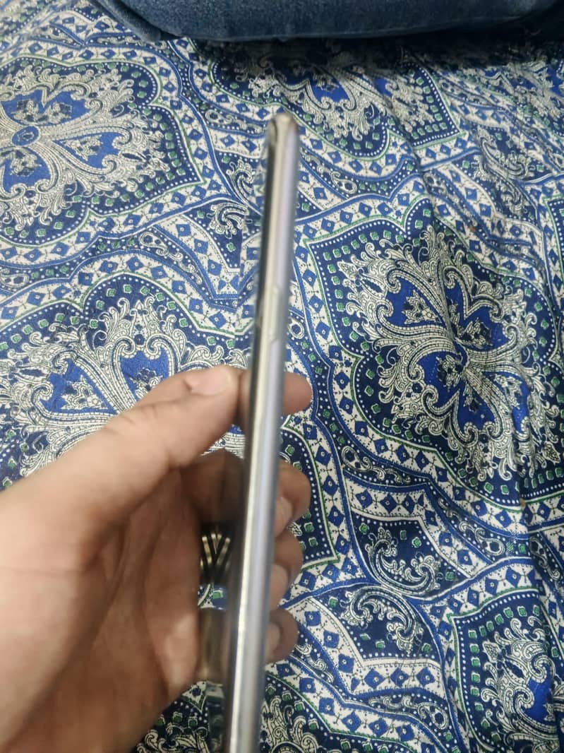 Mobile 1