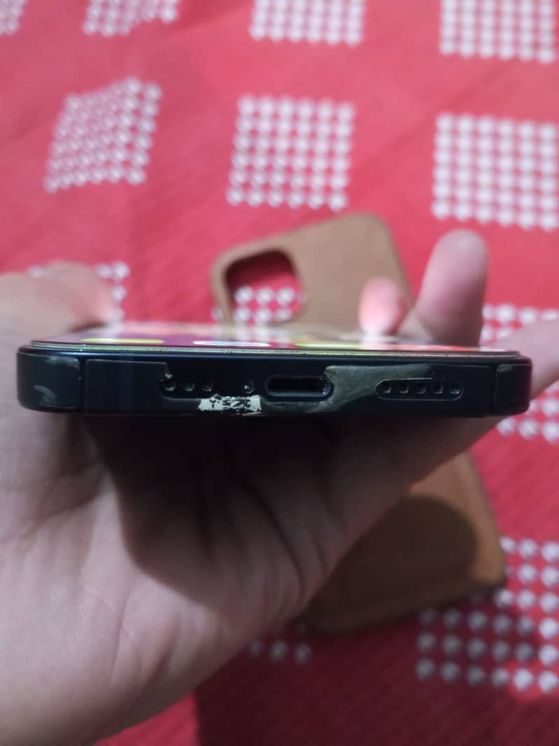 Apple iPhone 14 2