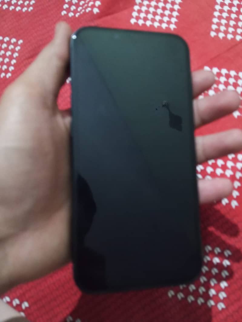 Apple iPhone 14 3