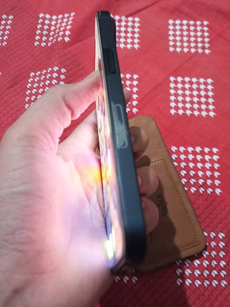 Apple iPhone 14 6
