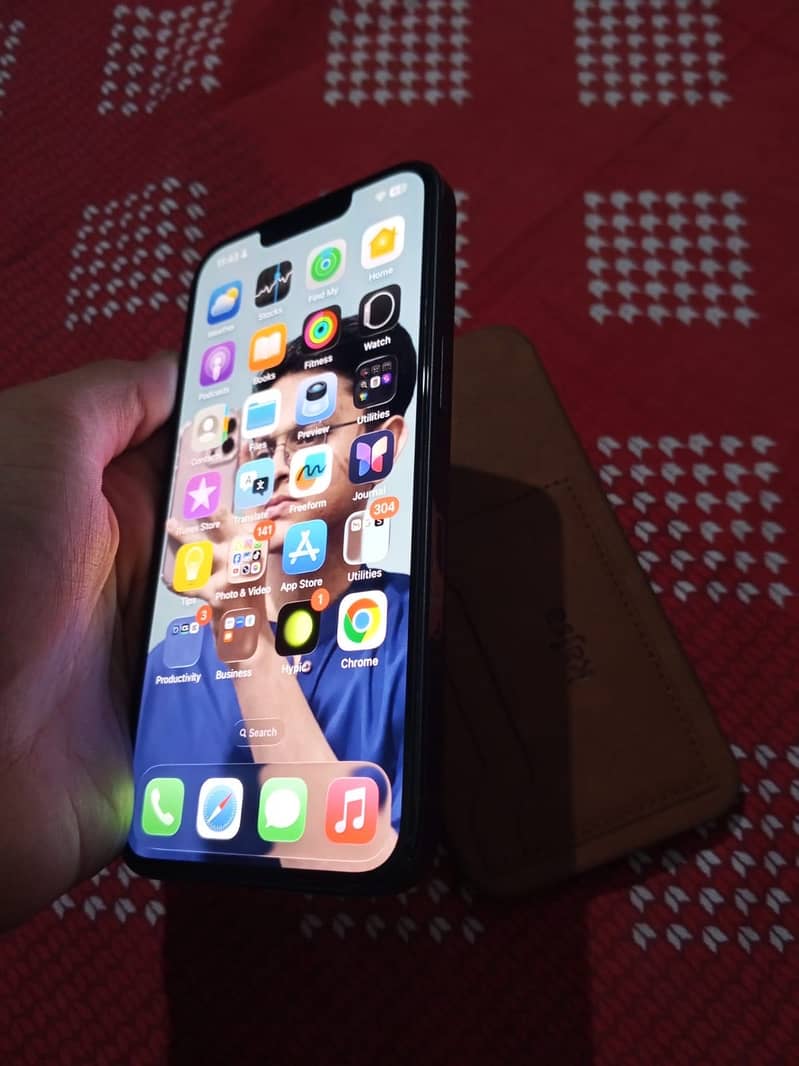 Apple iPhone 14 7