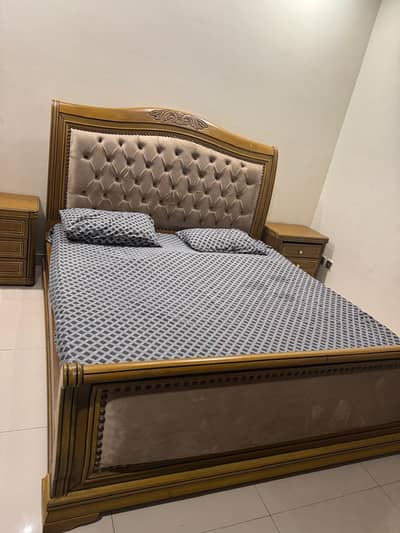 complete bed room set brand new
