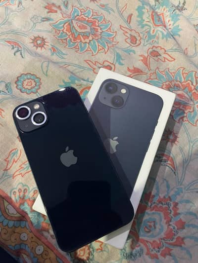 Apple iPhone 13