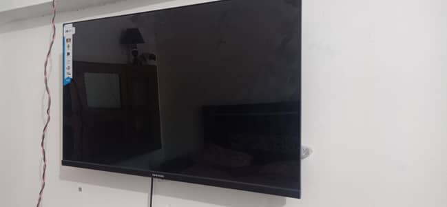 led 32 inch 10 din use only arjent sell payment ke zarort Hain