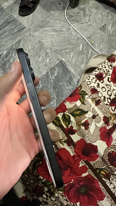Apple iPhone 15 Pro Max Factory unlock 86 battery