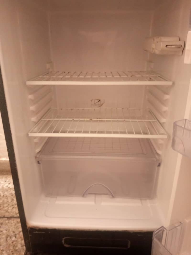 Fridge 4