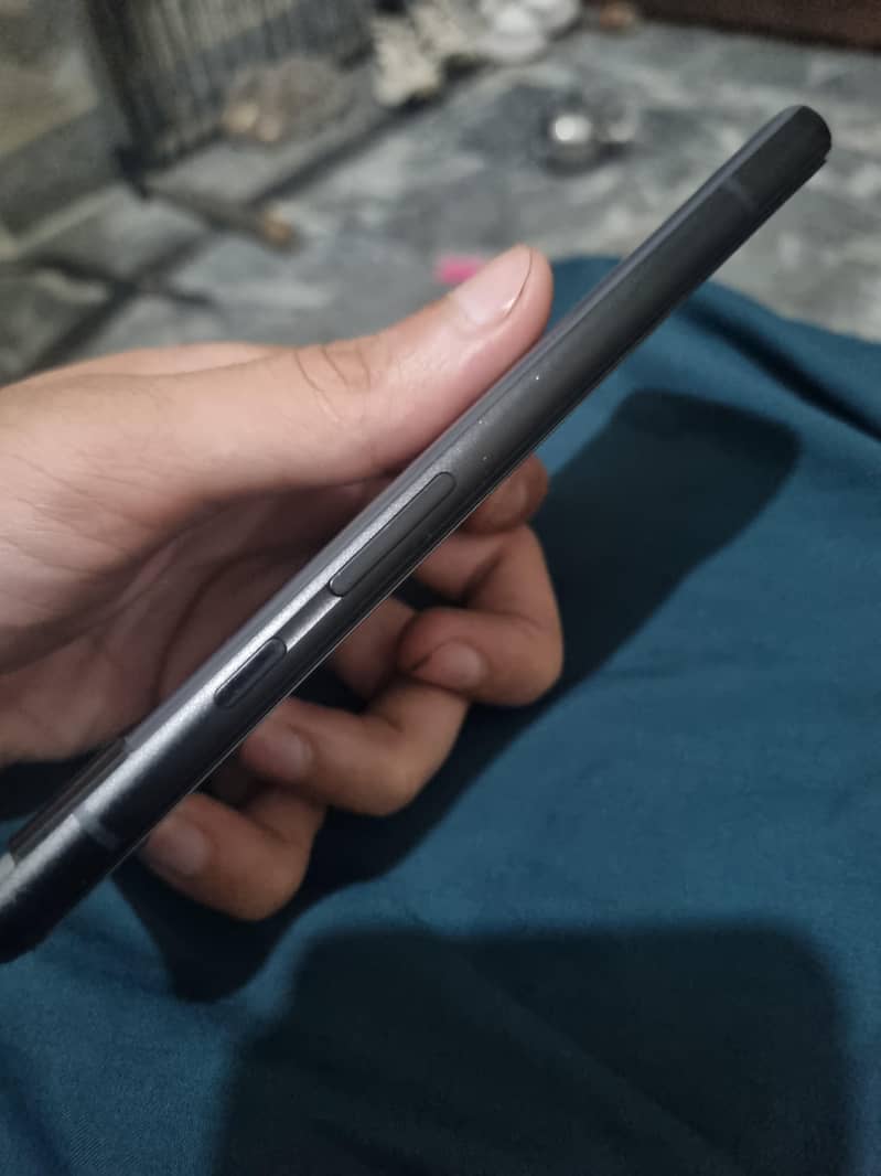 Google Pixel 6a 5