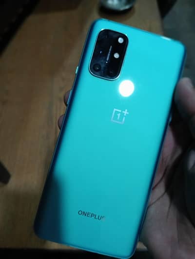 One Plus 8TONEPLUS 8T 8/128  Approved 10/9 2 LINES