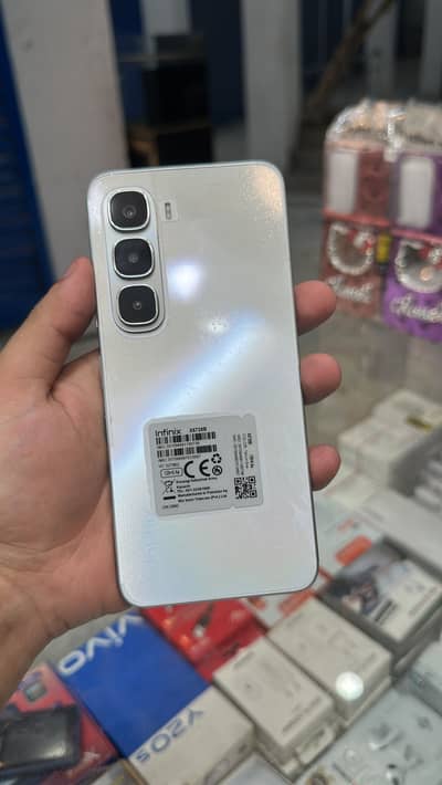 Infinix  Hot 60i