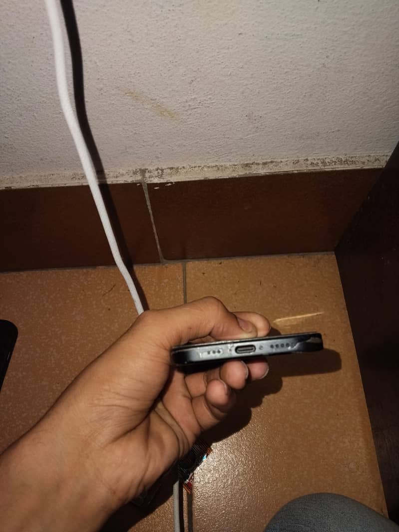 Apple iPhone 15 3