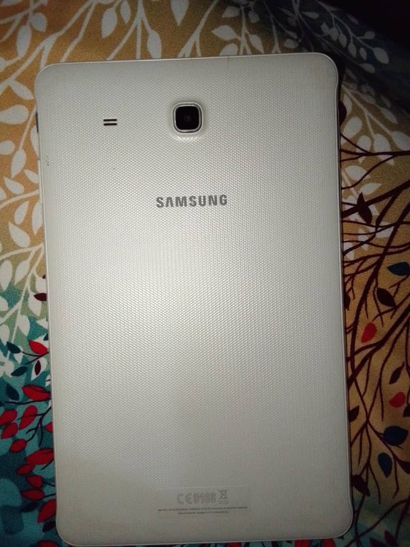 Samsung tab E 0