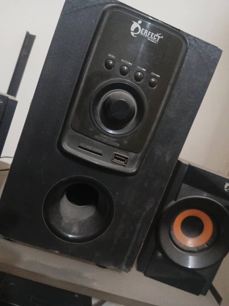 speakers 1