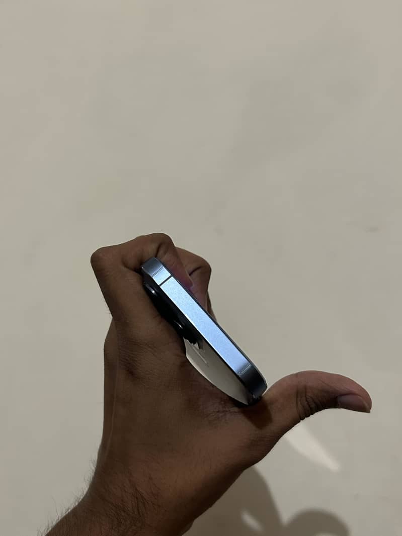 IPHONE 13 PRO 5