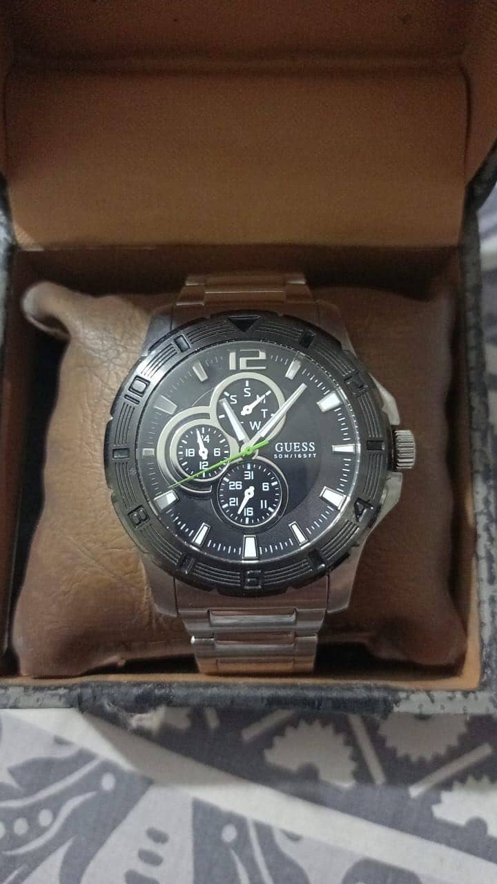 Guess model watch 2