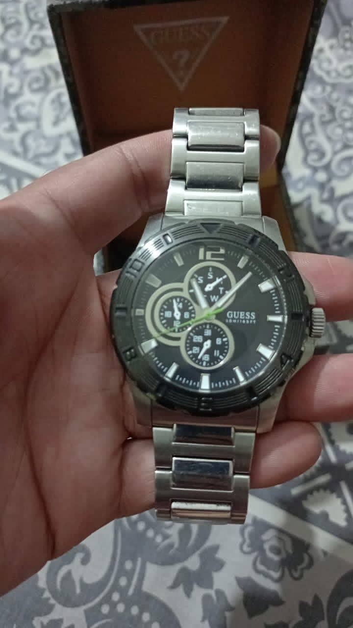 Guess model watch 3
