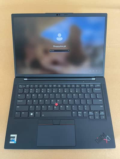 Lenovo (X1 Carbon Gen 11) i5-13th Gen 16gb DDR5 Ram USA open box 10/10