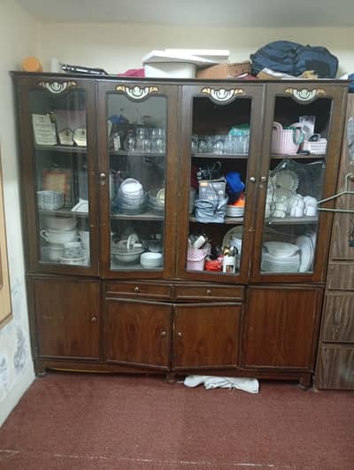 Pure Wooden showcase