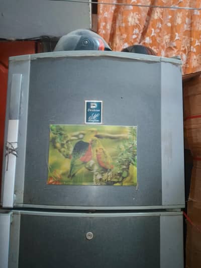 dawlance fridge urgent sale