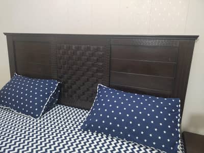 king bed