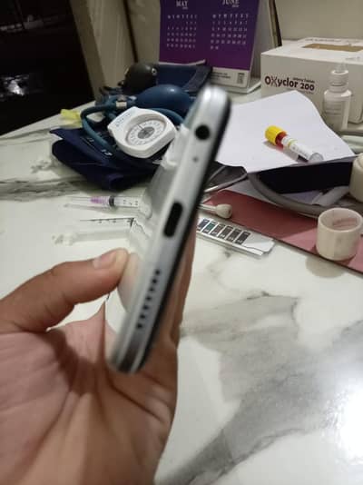 Infinix Hot 12
