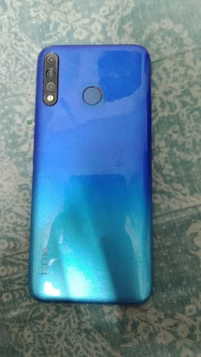 Tecno Spark 4