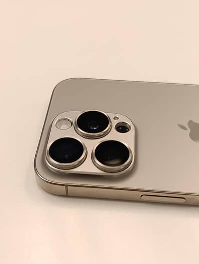 Apple iPhone 16 Pro