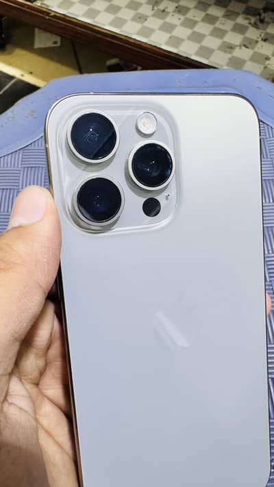 Apple iPhone 15 Pro Max